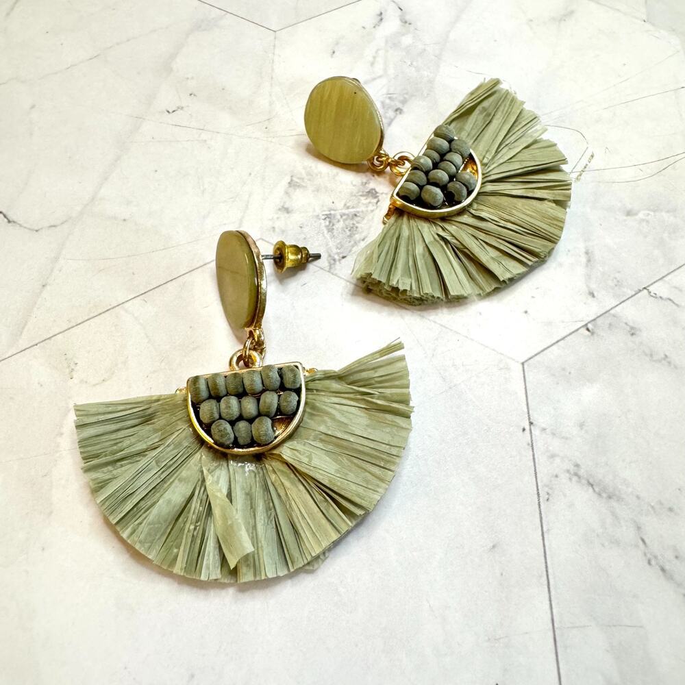 Raffia Beaded Dangle Earrings Fan Statement Shell Sage Green Gold Tone EUC